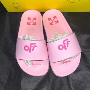 Off white Kids pool slide